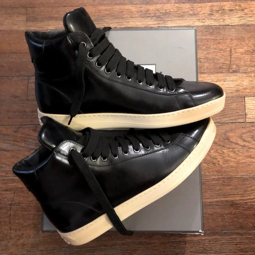 Tom Ford Hi Top Leather Sneakers - Picture 2 of 16